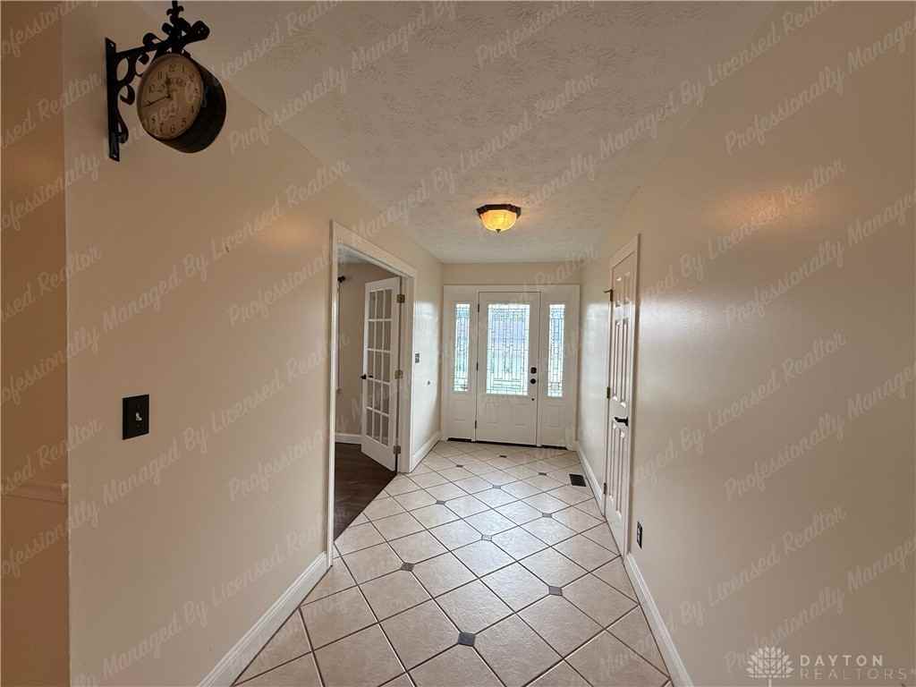 2147 Granada Dr - Photo 5 of 50