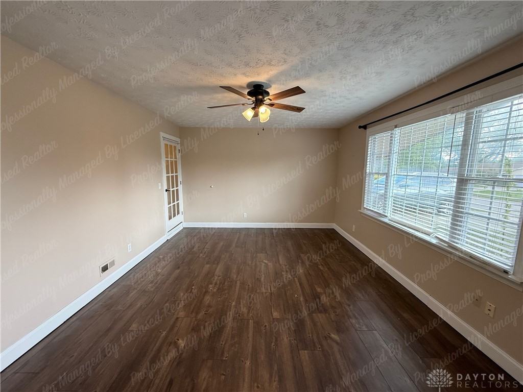 2147 Granada Dr - Photo 7 of 50