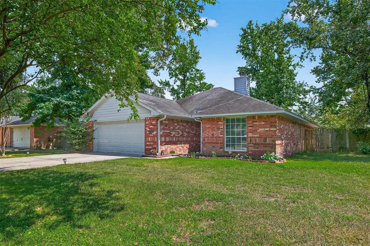 6719 Woodland Oaks - Photo 4 of 49