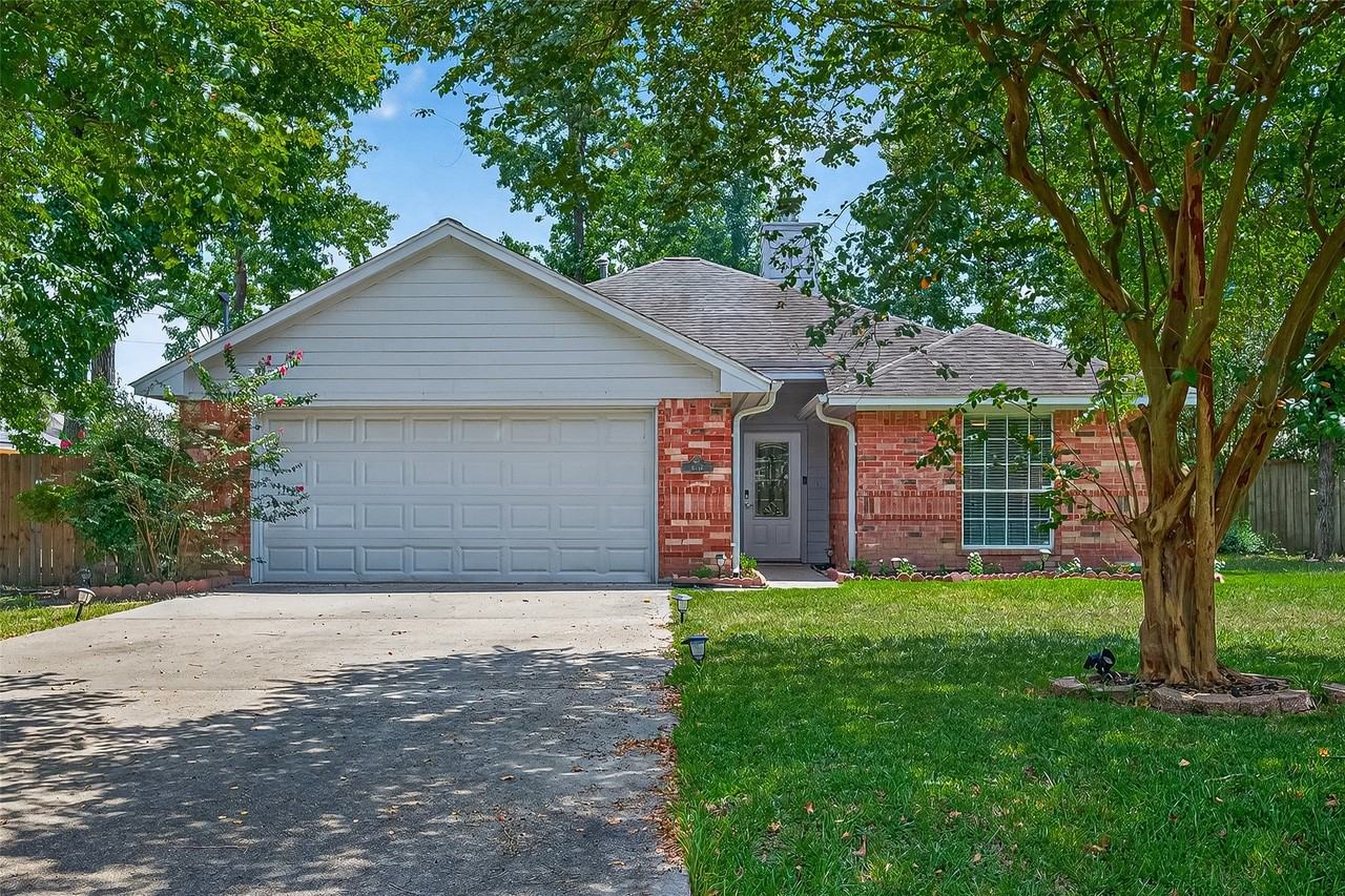 6719 Woodland Oaks - Photo 6 of 49