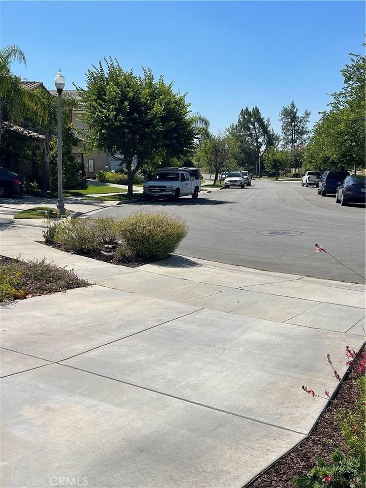 1321 Kendra Ln - Photo 5 of 37