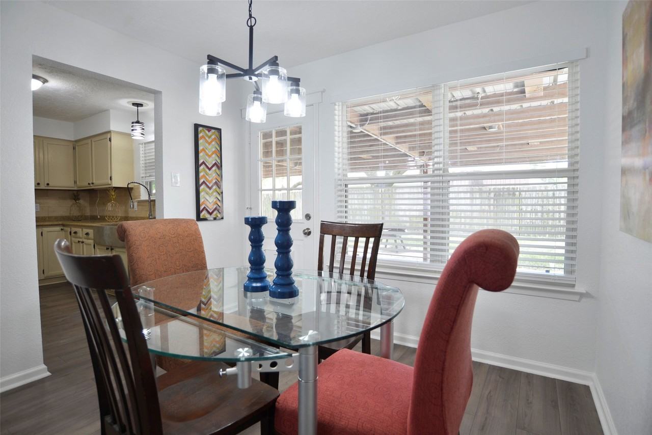 2797 Wood Hollow Dr - Photo 5 of 21