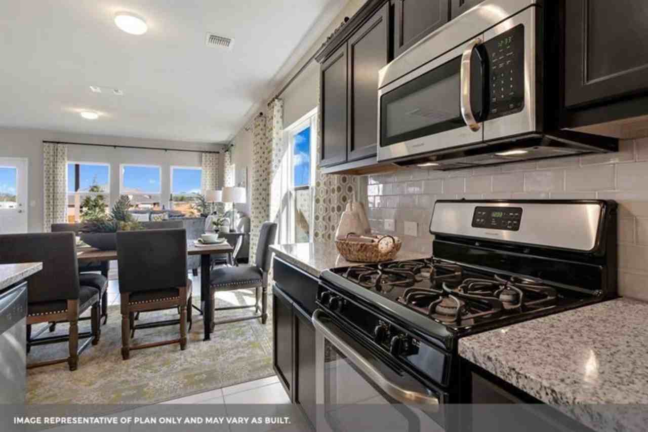 6708 Swamp Mallow Dr - Photo 4 of 25