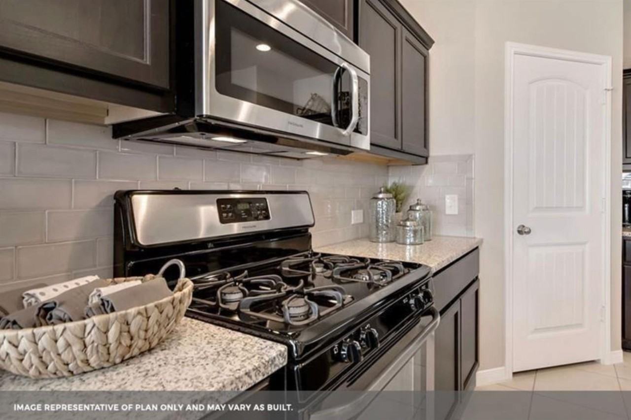 6708 Swamp Mallow Dr - Photo 6 of 25