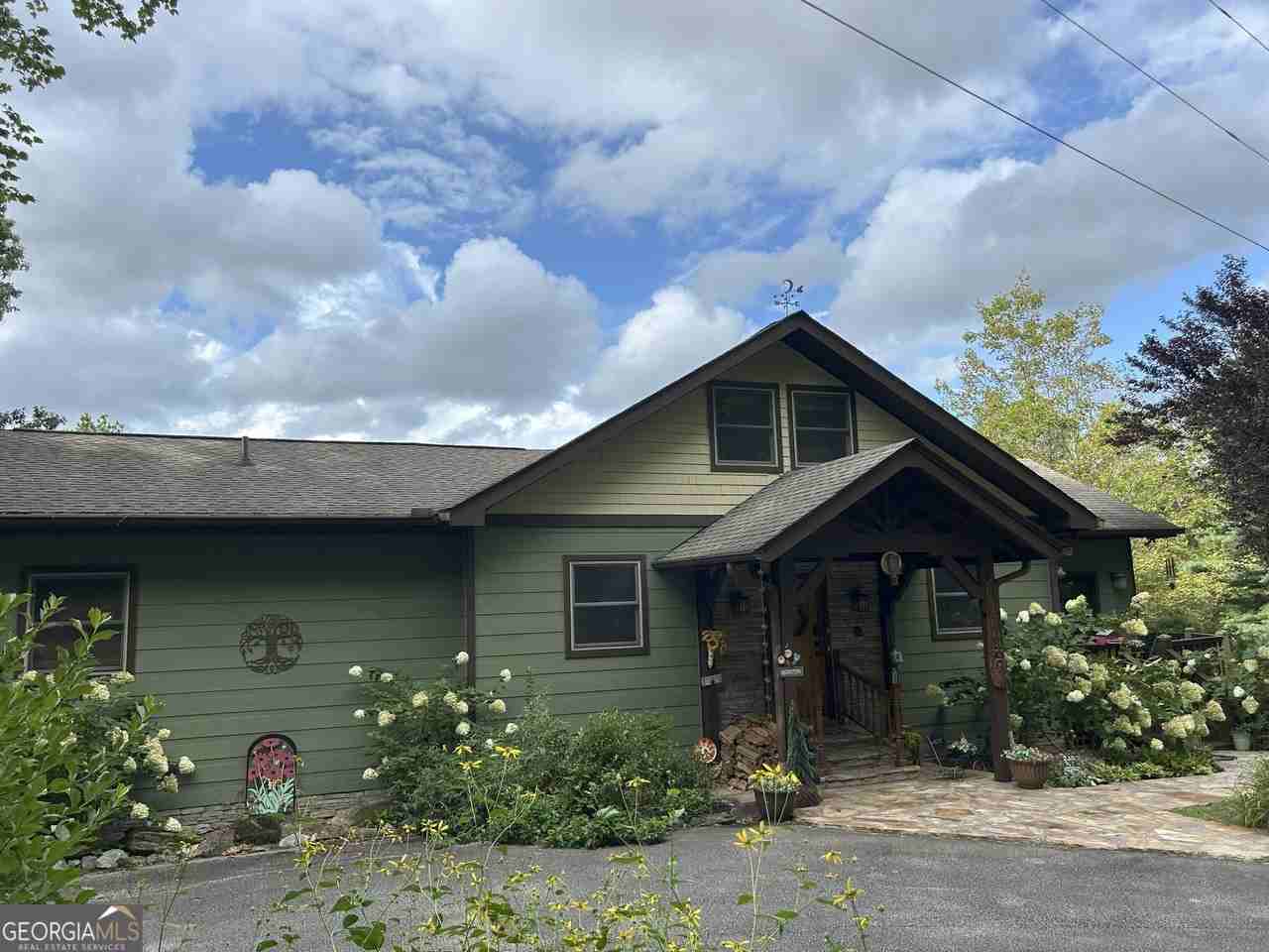 100 Corinth Dr - Photo 4 of 31