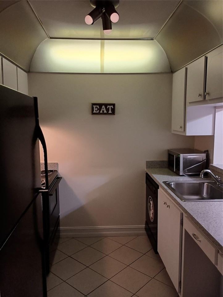 777 Federal Highway - Photo 3 of 17