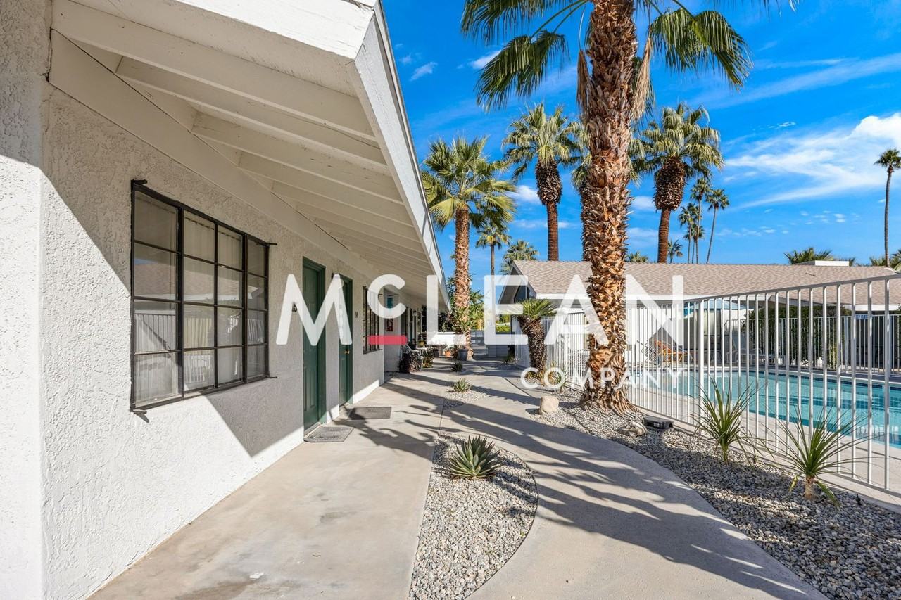 350 E Palm Canyon Dr #20 - Photo 7 of 35