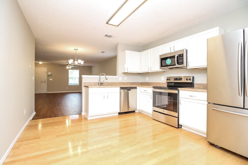 5220 Sunsail Dr - Photo 7 of 16