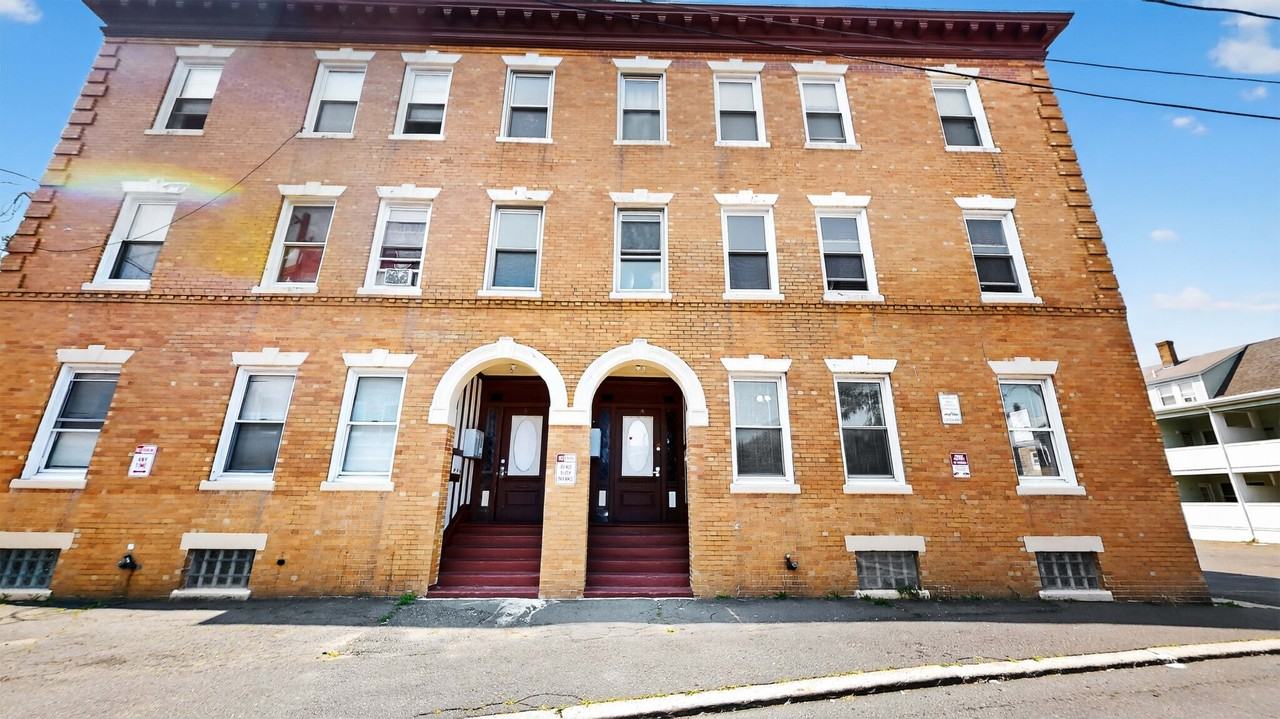 Porter Street Ct #2 - Photo 6 of 10