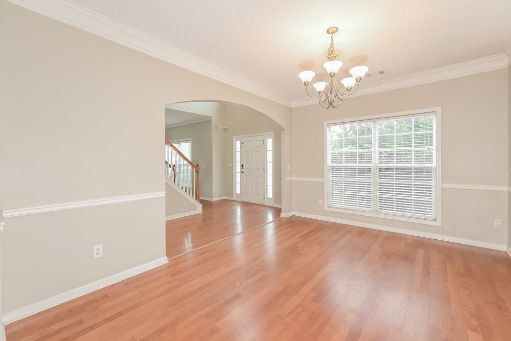 2083 Reserve Pkwy - Photo 7 of 17