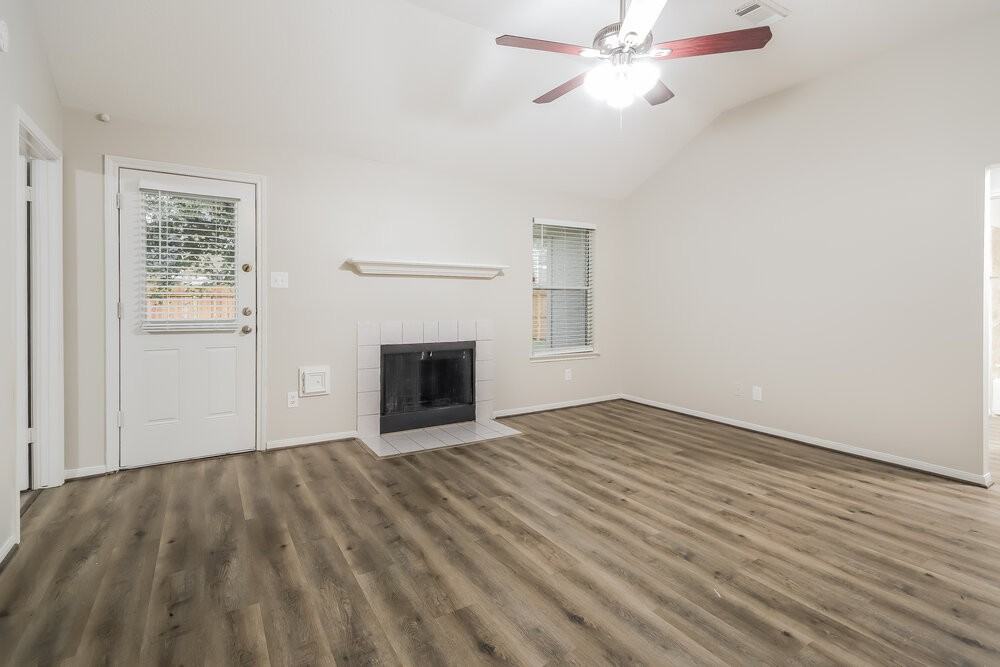 3030 Killdeer Ln - Photo 3 of 16