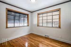 featured image of 1374 E Broad St