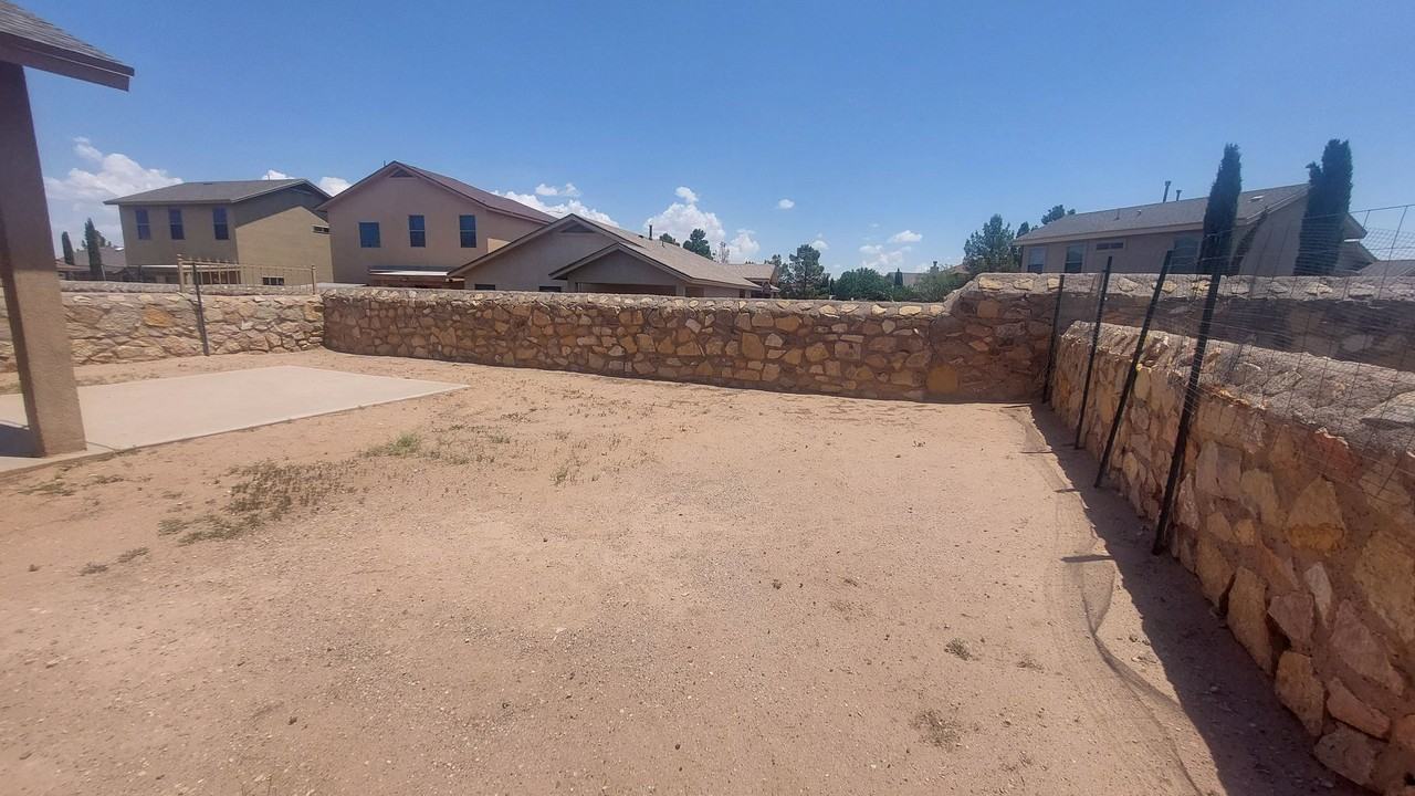 4768 Joseph Rodriguez Dr - Photo 3 of 29