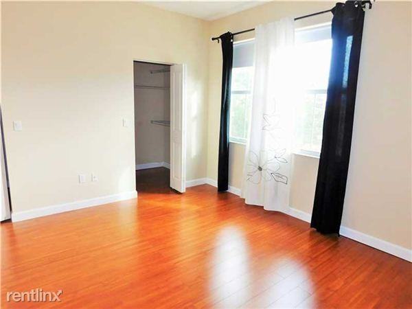 3075 NW 126th Ave #C83 - Photo 3 of 16