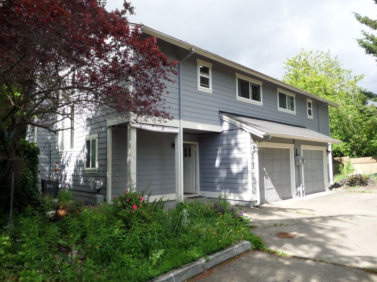 919 Natalie Pl - Photo 2 of 23