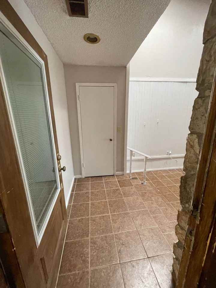 1080 Fm 126 - Photo 2 of 16