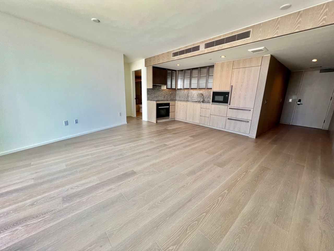 1000 Auahi St #3213 - Photo 2 of 21