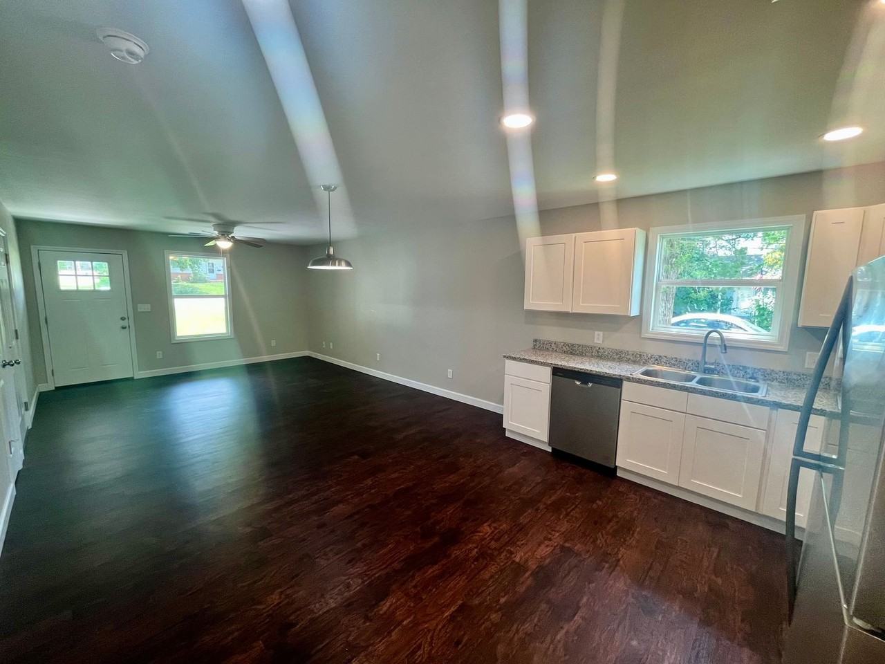 601 Sappington Bridge Rd - Photo 4 of 11