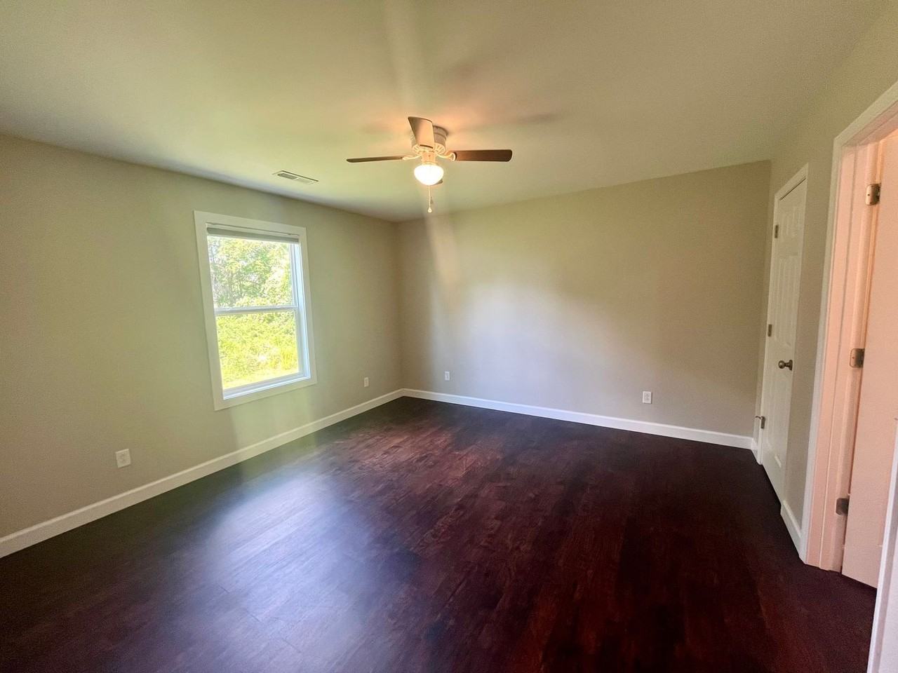 601 Sappington Bridge Rd - Photo 5 of 11
