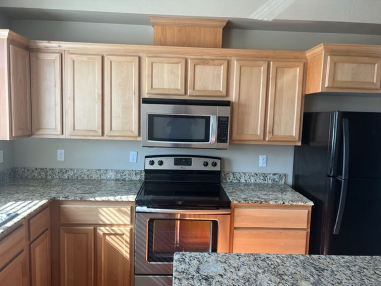 814 Overcup St - Photo 4 of 22