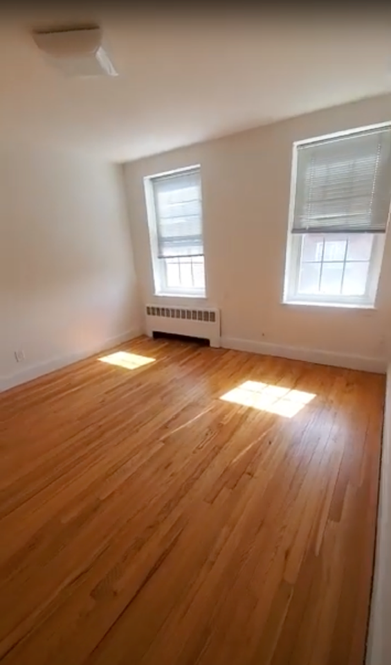 29 Englewood Ave - Photo 2 of 18