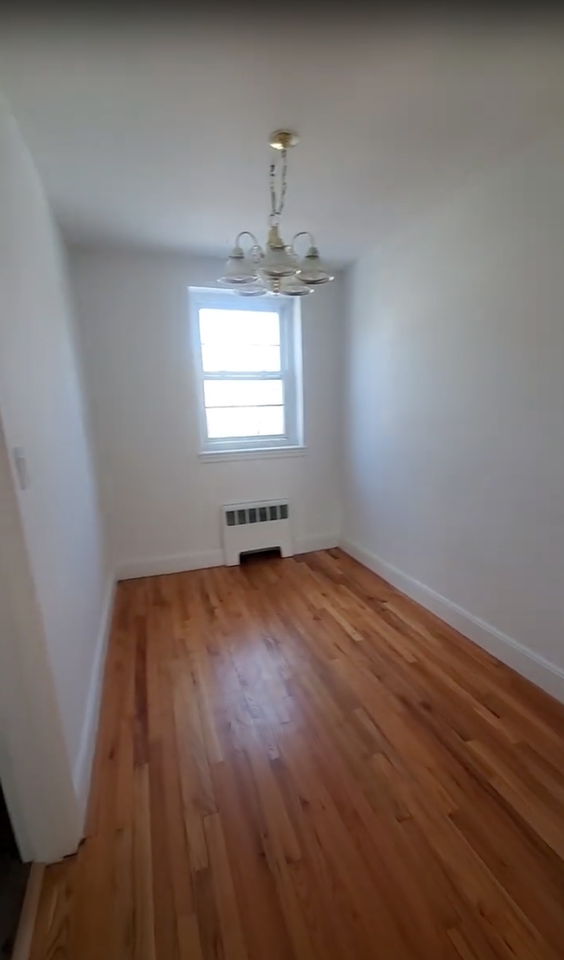 27 Englewood Ave - Photo 4 of 18