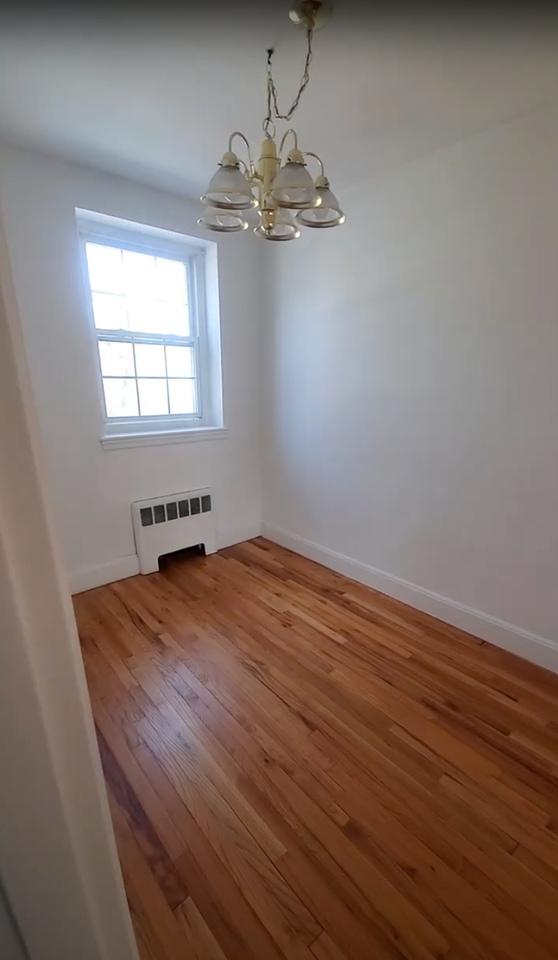 27 Englewood Ave - Photo 5 of 18