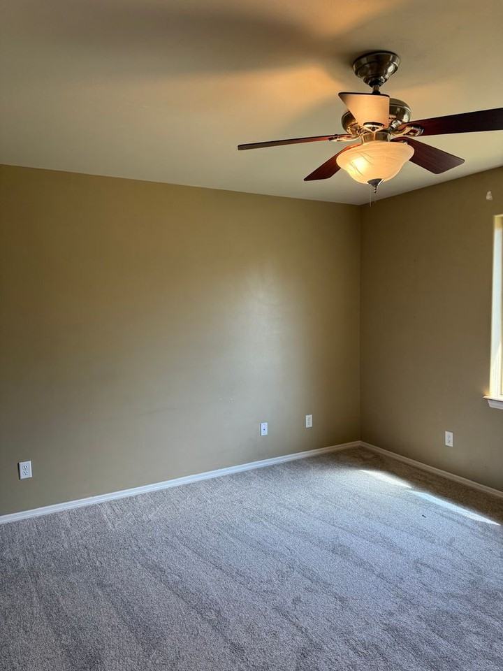 3064 Oliver St - Photo 7 of 15