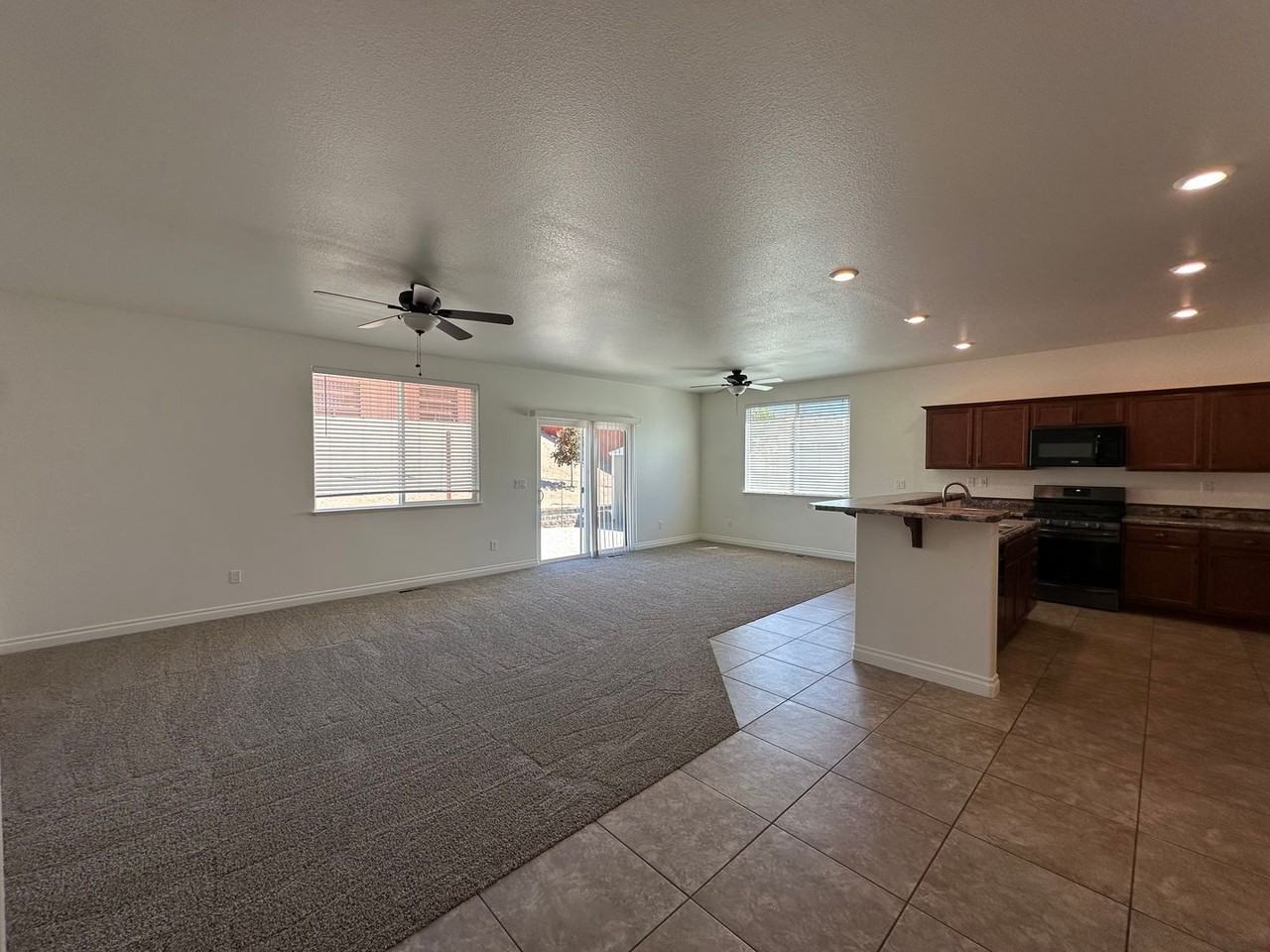 18230 Polar Bear Ct - Photo 3 of 23