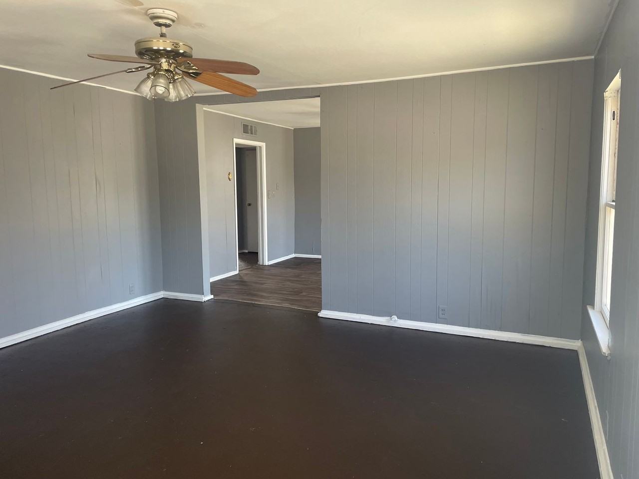 1601 6th St - Photo 4 of 35