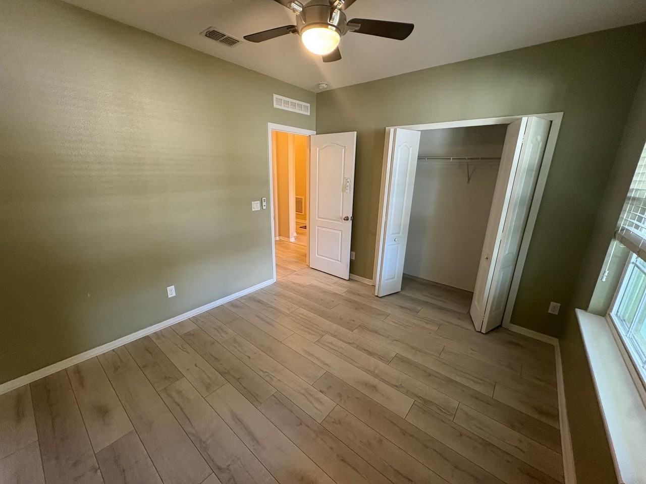 2409 Martins Run - Photo 7 of 24