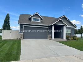featured image of 4025 W Homeward Bound Blvd