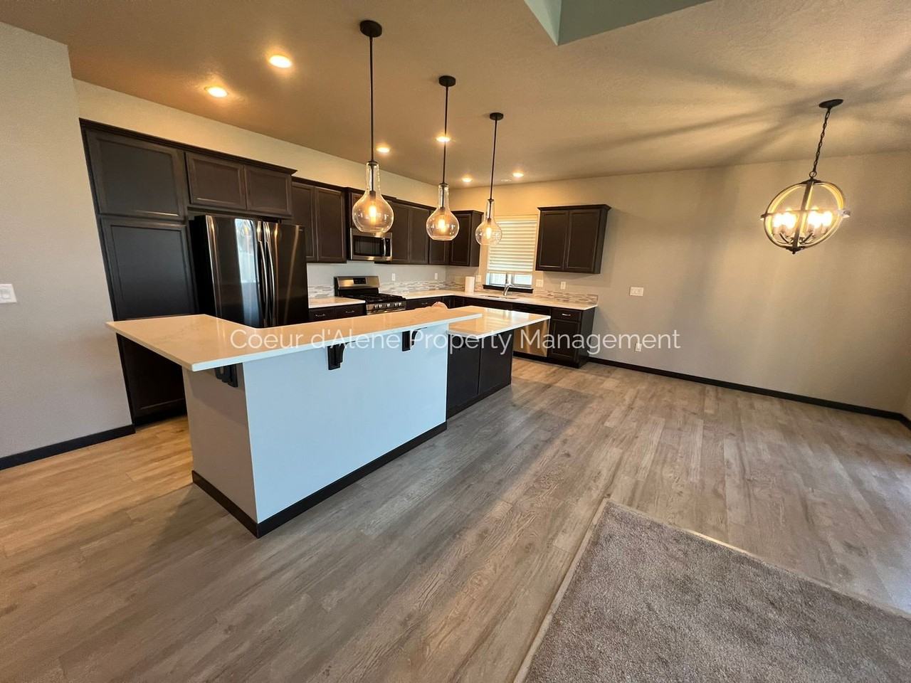 4025 W Homeward Bound Blvd - Photo 5 of 22