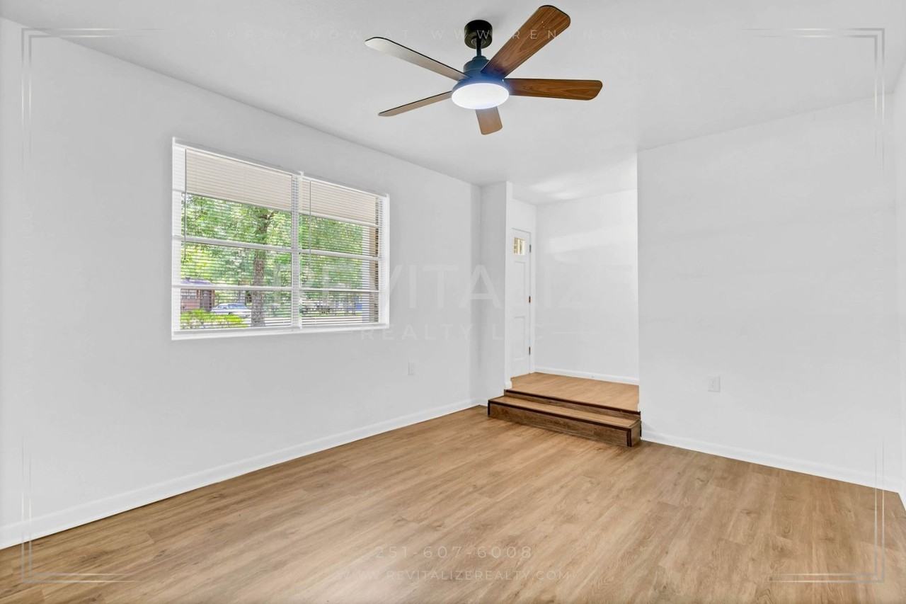 612 Bibb Street - Photo 4 of 32