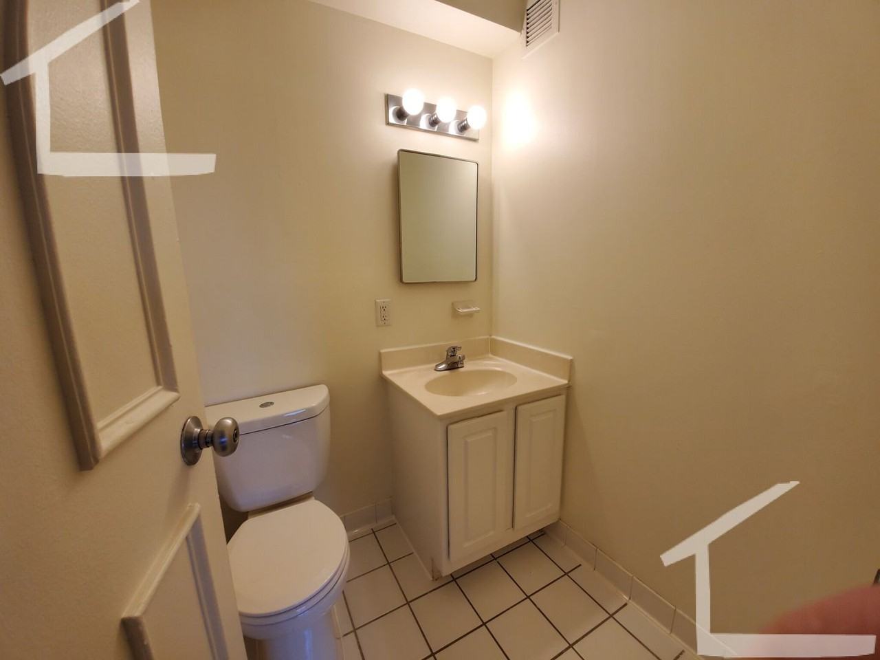 171 Freeman St - Photo 7 of 8