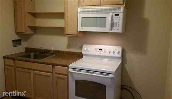 1102 N DuPont Hwy - Photo 2 of 7