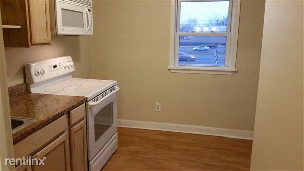 1102 N DuPont Hwy - Photo 3 of 7