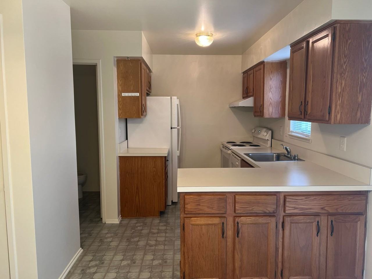 527 Mandolin Ct - Photo 5 of 19