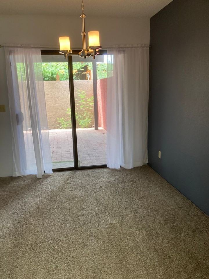 206 E Calle Turquesa - Photo 4 of 17