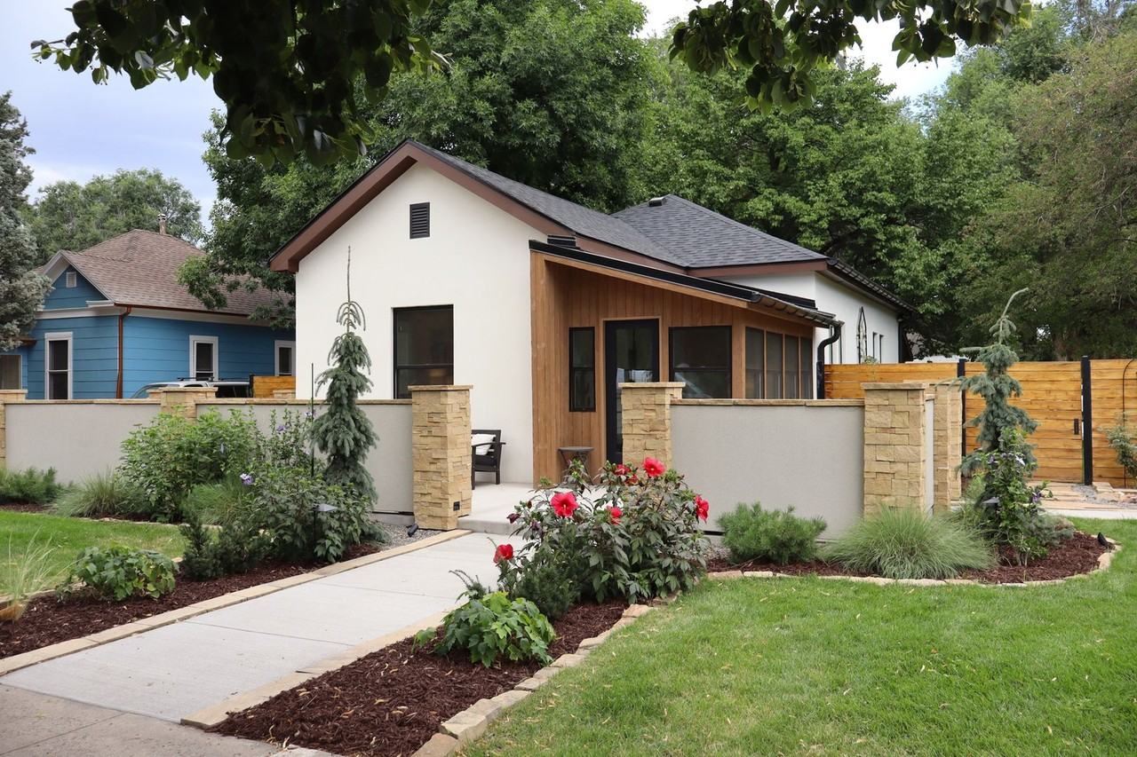 402 Laporte Ave - Photo 2 of 22