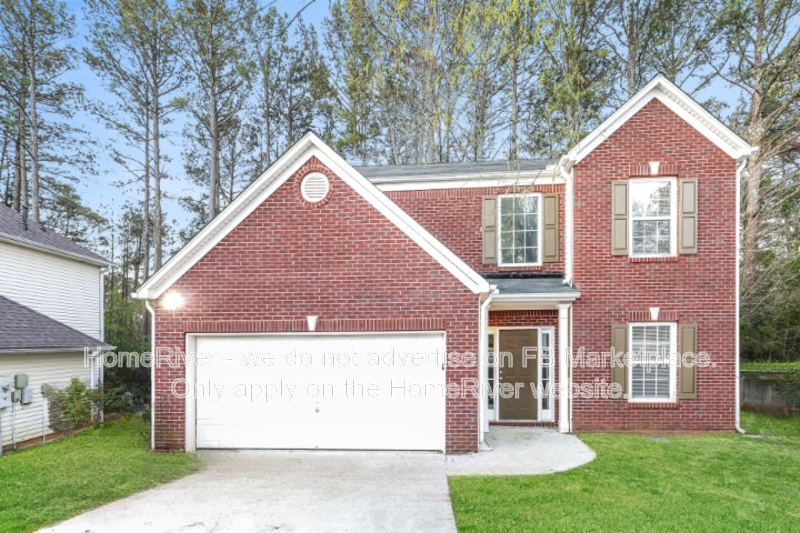 2585 Lake Royale Dr - Photo 2 of 22