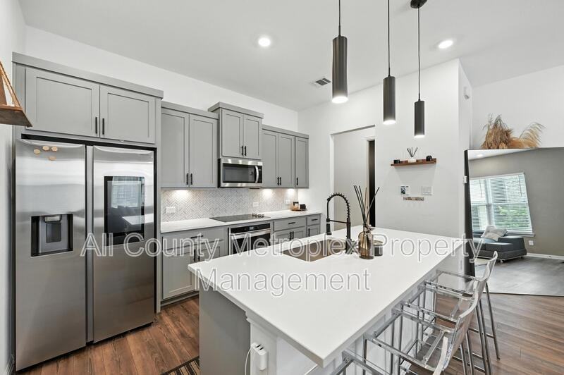 7513 Laburnam Rd - Photo 7 of 23