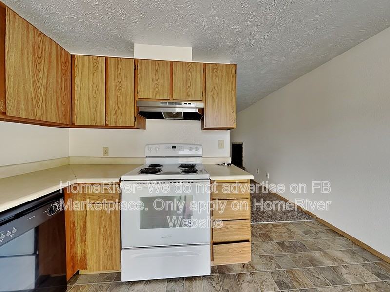 29 E Mayfair Ct #3 - Photo 3 of 18