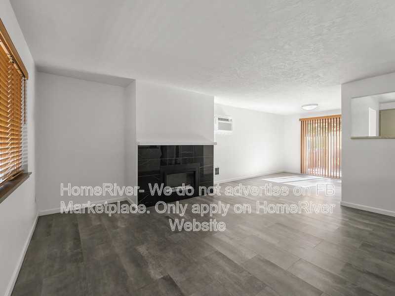 2505 E 57th Ave - Photo 2 of 22