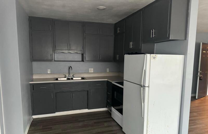 2904 S Pennsylvania St #B05 - Photo 3 of 9