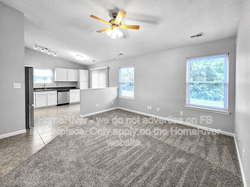 107 Camelia Ct - Photo 3 of 19