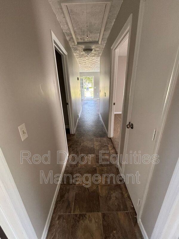 1544 Fuller Ct - Photo 3 of 10