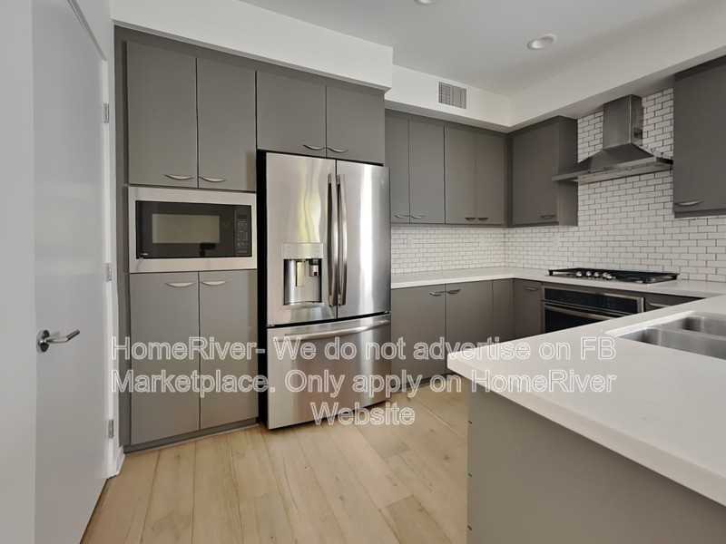 11586 Gallery Ln - Photo 2 of 32