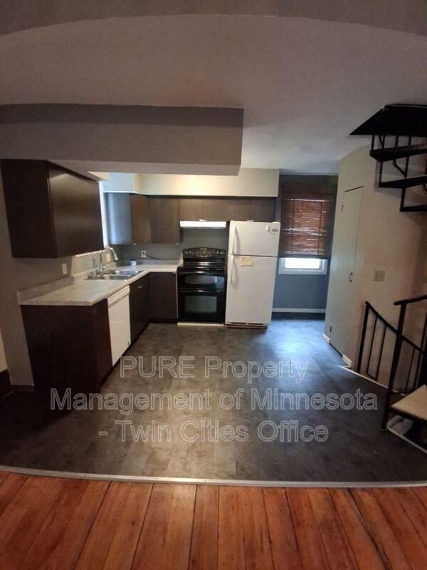 518 3rd St N #1 - Photo 2 of 16