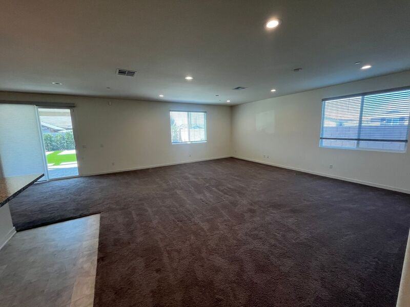 31053 Catania Cir - Photo 5 of 32